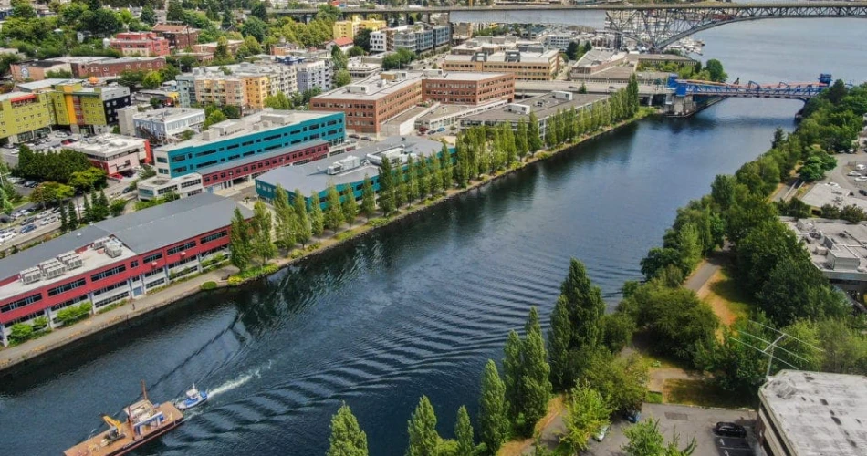 Best Things to Do in Seattle: Landmarks, Food & Local Favorites